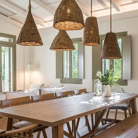 G2 Pelionbeachvillas, Away From It All... Apartment