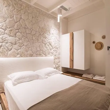 G2 Pelionbeachvillas, Away From It All... 아파트 *